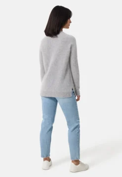 Brushed Kaschmir Rundhals Pullover mit Seitenschlitzen hellgrau