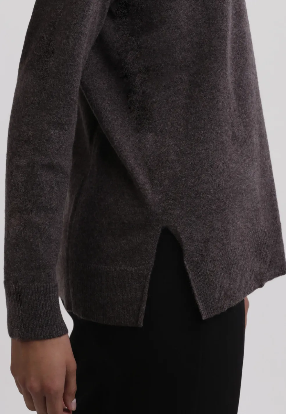 Kaschmir Rollkragen Pullover mit Seitenschlitzen taupe melange