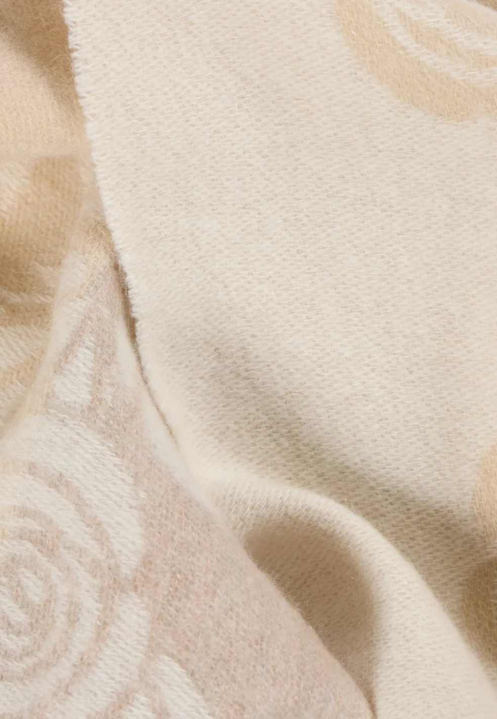 Kaschmir Schal mit Rosenmuster (GOTS) beige und weiss