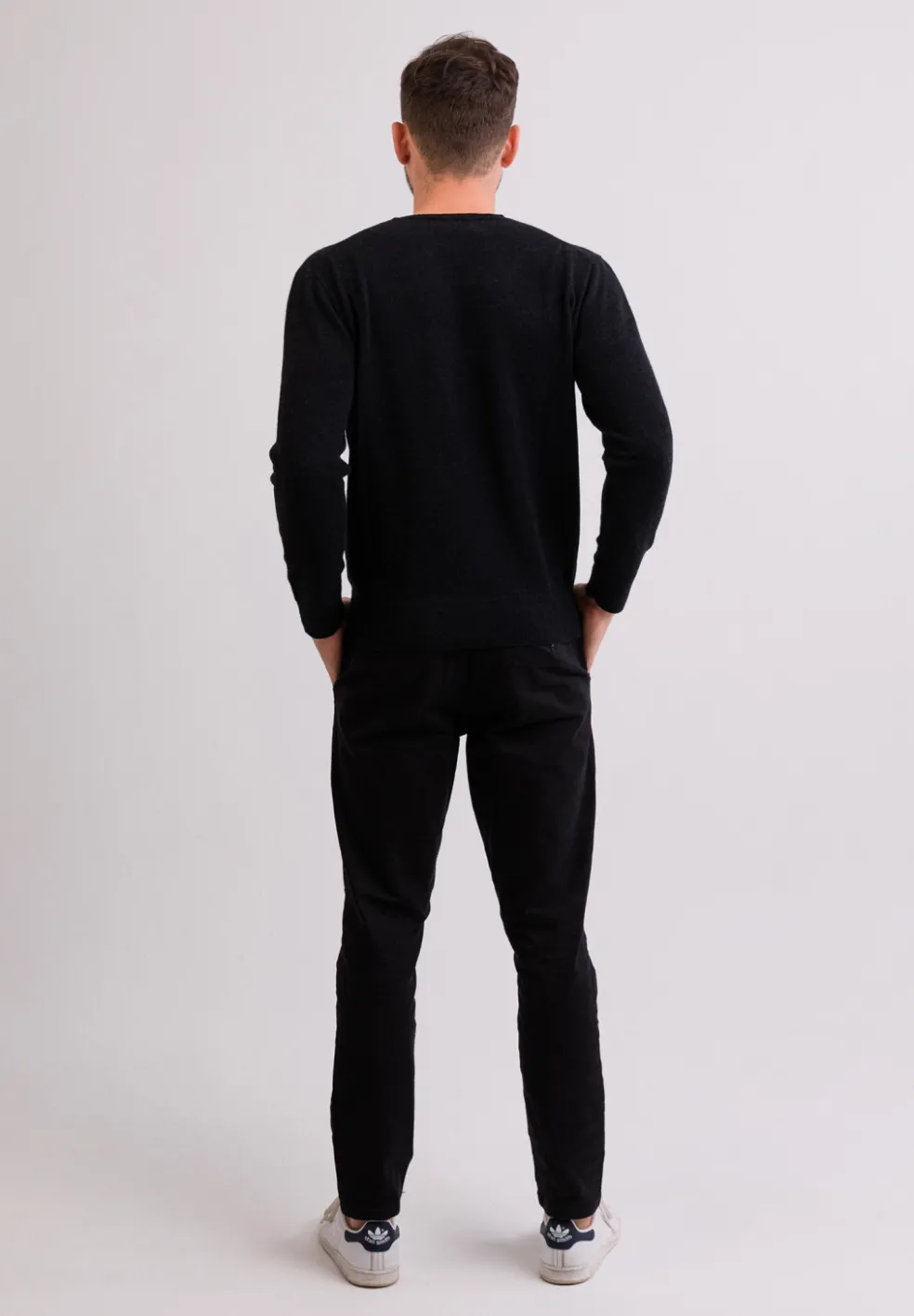 Kaschmir V-Ausschnitt Pullover holzkohle